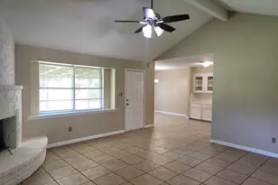 11410 Spring Grove Dr, Houston, TX 77099 - Photo 3