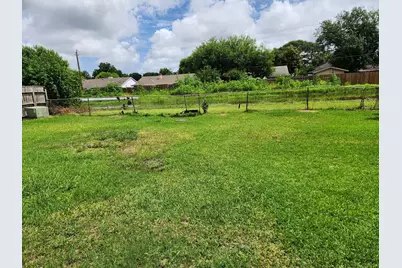 11410 Spring Grove Drive, Houston, TX 77099 - Photo 11