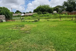 11410 Spring Grove Dr, Houston, TX 77099 - Photo 11