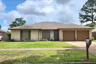 11410 Spring Grove Dr, Houston, TX 77099 - Photo 1
