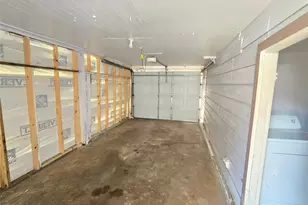 12459 W Village Dr, Houston, TX 77039 - Photo 43