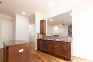 3206 Holly Thicket Dr, Houston, TX 77042 - Photo 19