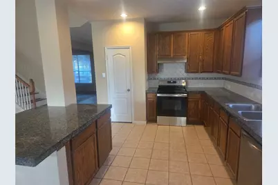 18114 Cabin Green Court, Humble, TX 77346 - Photo 5