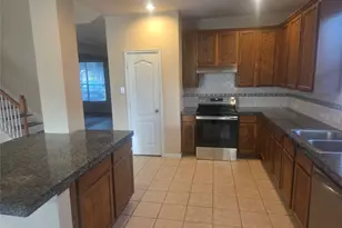 18114 Cabin Green Ct, Humble, TX 77346 - Photo 5