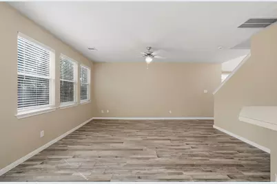 30 Blue Creek Place, The Woodlands, TX 77382 - Photo 11