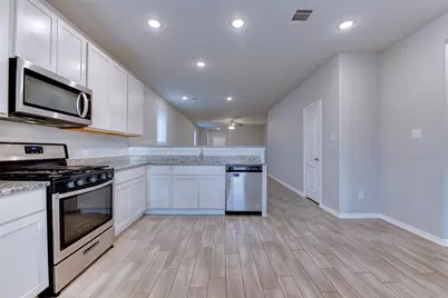 24803 Russet Bluff Trail, Houston, TX 77336 - Photo 11