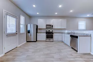 24803 Russet Bluff Trl, Houston, TX 77336 - Photo 9