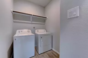 24803 Russet Bluff Trl, Houston, TX 77336 - Photo 21