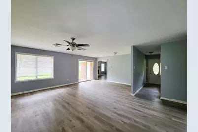 1102 Avenue C, Sweeny, TX 77480 - Photo 13