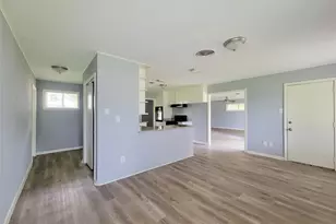 1102 Avenue C, Sweeny, TX 77480 - Photo 9