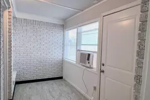 11 Norwood St, Houston, TX 77011 - Photo 15