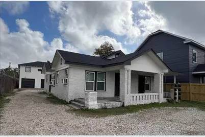 11 Norwood Street #4, Houston, TX 77011 - Photo 1