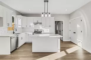 2651 Beaumont Ave, Liberty, TX 77575 - Photo 5