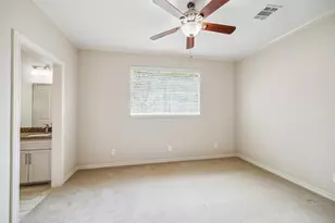 11 Twin Greens Ct, Houston, TX 77339 - Photo 35