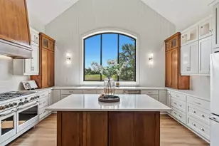 5623 Mill Water Ct, Bryan, TX 77808 - Photo 13