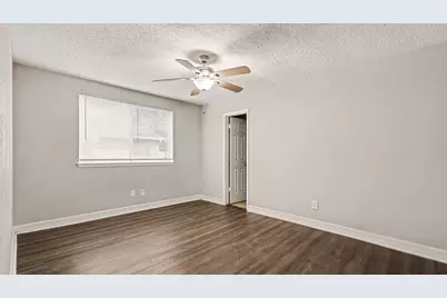 6907 Foxside Lane, Humble, TX 77338 - Photo 13