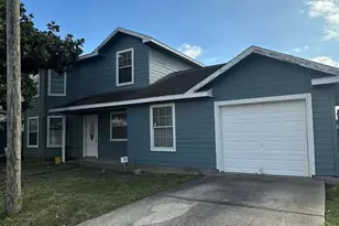 8404 Leander St, Houston, TX 77012 - Photo 3