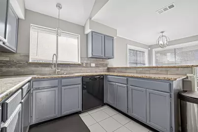 12323 Misty Laurel Drive, Houston, TX 77014 - Photo 11