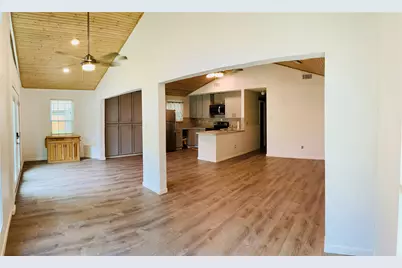 28624 Rantoul Court, Huntsville, TX 77320 - Photo 7