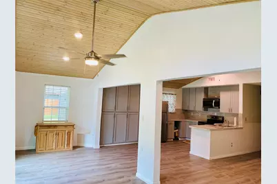 28624 Rantoul Court, Huntsville, TX 77320 - Photo 9