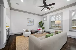 2215 Nantucket Dr, Houston, TX 77057 - Photo 11