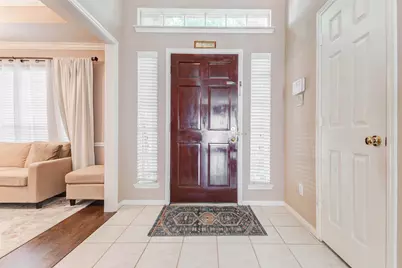 15415 Longhorn Cavern Drive, Sugar Land, TX 77498 - Photo 5