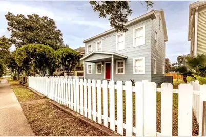 3112 Ursuline Street, Galveston, TX 77550 - Photo 3