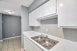 5959 Bonhomme St, Houston, TX 77036 - Photo 9