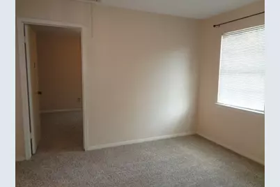 5923 Green Springs Drive, Houston, TX 77066 - Photo 13