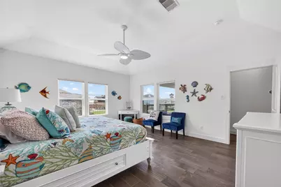 1300 Menard Avenue, Seabrook, TX 77586 - Photo 27