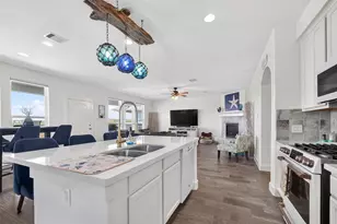 1300 Menard Ave, Seabrook, TX 77586 - Photo 11