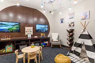 1755 Crescent Plaza Dr, Houston, TX 77077 - Photo 11