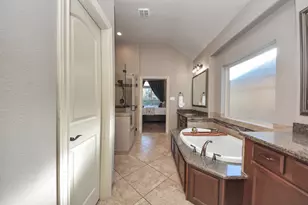 6 Twig Corner Ct, Tomball, TX 77375 - Photo 21