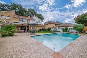 1755 Carriage Way, Sugar Land, TX 77478 - Photo 27