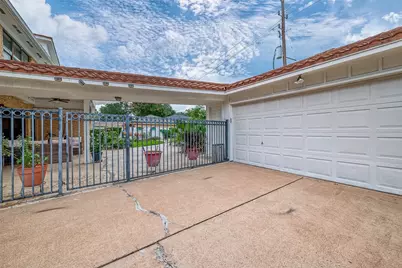 1755 Carriage Way, Sugar Land, TX 77478 - Photo 21