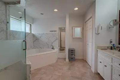 1755 Carriage Way, Sugar Land, TX 77478 - Photo 15