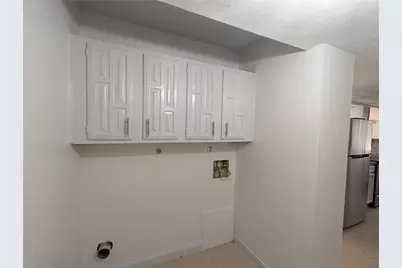 5903 Graycliff Drive, Houston, TX 77049 - Photo 5