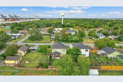 212 S Lobit Street, La Porte, TX 77571 - Photo 45