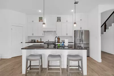 212 S Lobit Street, La Porte, TX 77571 - Photo 13