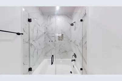 212 S Lobit Street, La Porte, TX 77571 - Photo 33