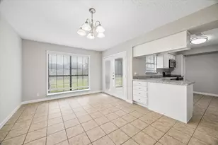 626 Sulphur St, Houston, TX 77034 - Photo 7
