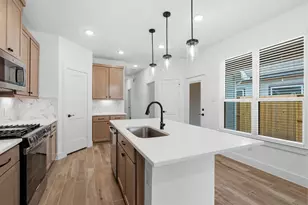 5255 Celestial Ct, Iowa Colony, TX 77583 - Photo 5