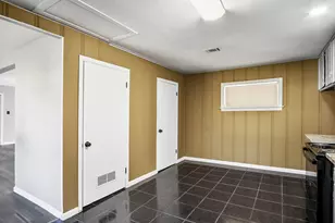 1011 Marleen St, Houston, TX 77034 - Photo 9