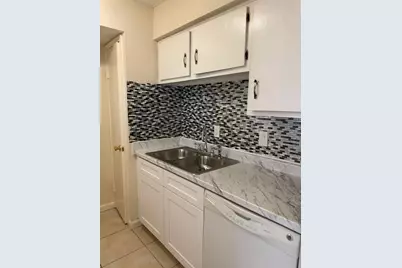 6402 Del Monte Drive #60, Houston, TX 77057 - Photo 11