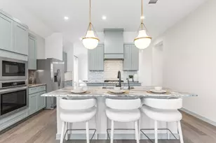 2330 Poseidon St, League City, TX 77573 - Photo 5