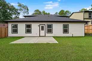 117 Sun City Ln, Conroe, TX 77304 - Photo 37
