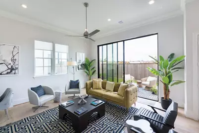 1027 Golden Nectar Lane, Houston, TX 77008 - Photo 1