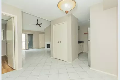 7128 N Holiday Drive, Galveston, TX 77550 - Photo 17