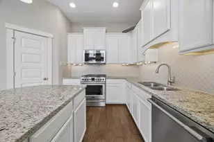 12522 Malachite Wy, Houston, TX 77077 - Photo 7