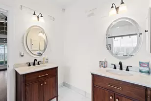 11411 Oak Lake Ridge Ct, Sugar Land, TX 77498 - Photo 17